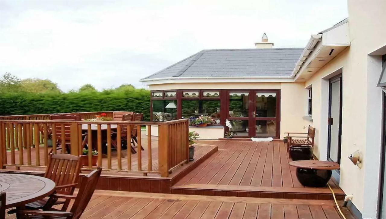 مبيت وإفطار كاستلماين Leabrook House المظهر الخارجي الصورة